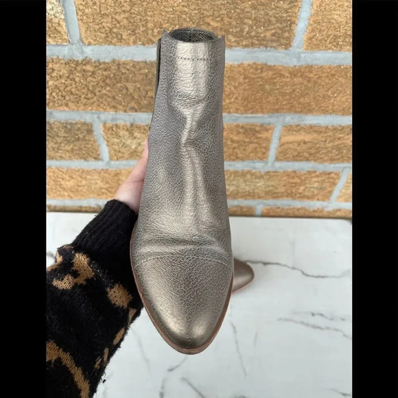 Joie Leather Metallic Gold Wood Stacked Block Heel Point Toe Ankle Boots Sz 37.5 - Picture 5 of 11